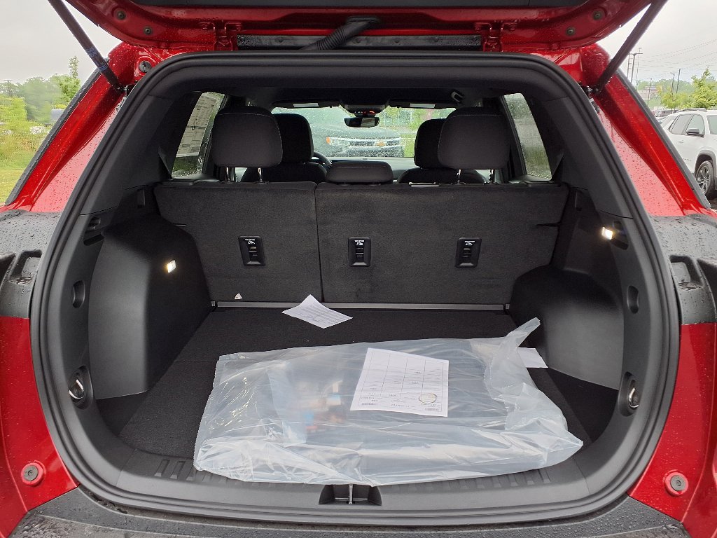 2026 Chevrolet Equinox LT photo 18
