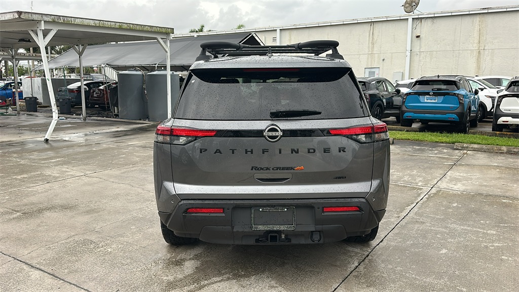 2023 Nissan Pathfinder Rock Creek photo 3