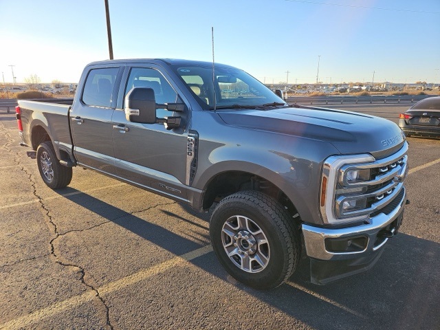 2024 Ford F-250 Super Duty Lariat's photo