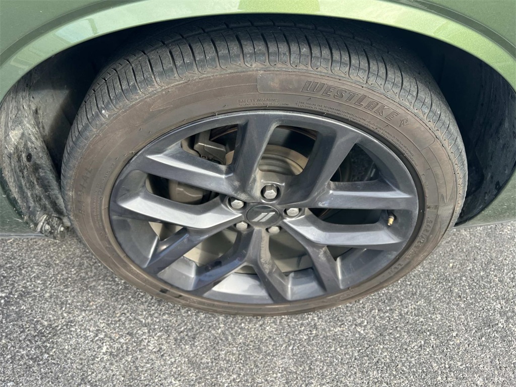 2020 Dodge Challenger SXT photo 8
