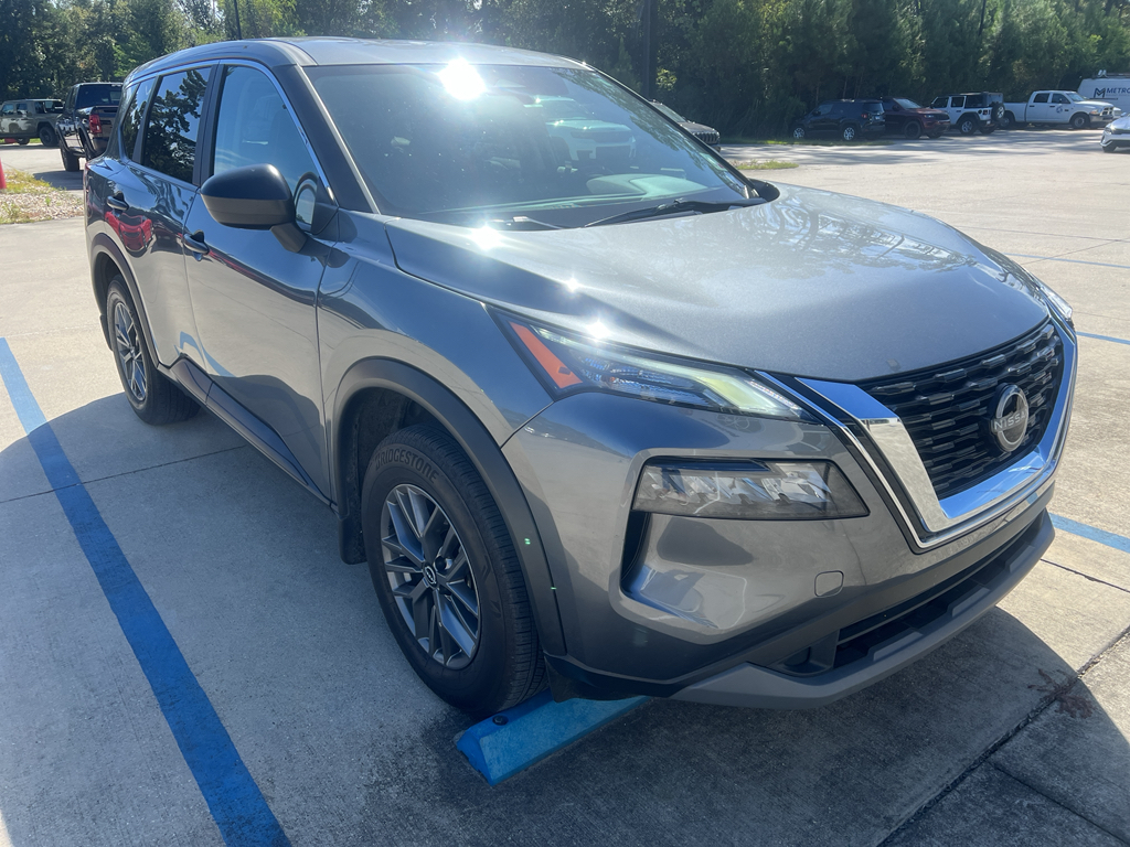 2023 Nissan Rogue S photo 3