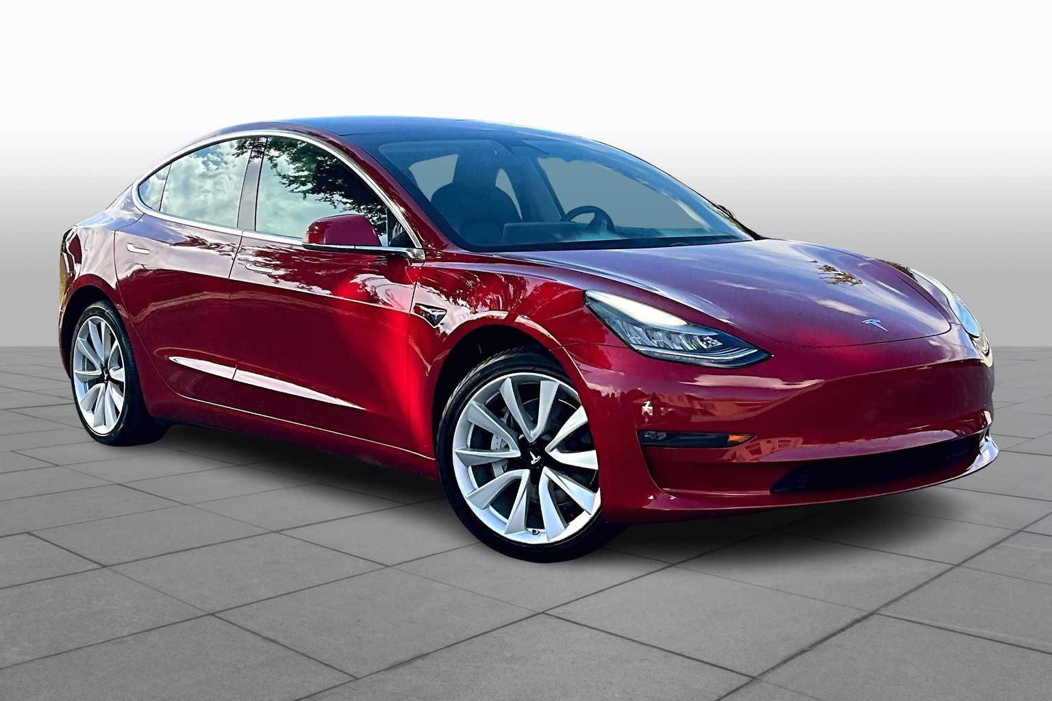 2018 Tesla Model 3 Mid Range photo 2