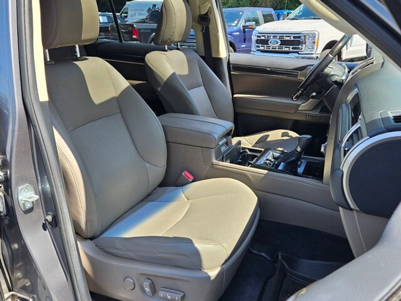 2021 Lexus GX 460 Premium photo 13