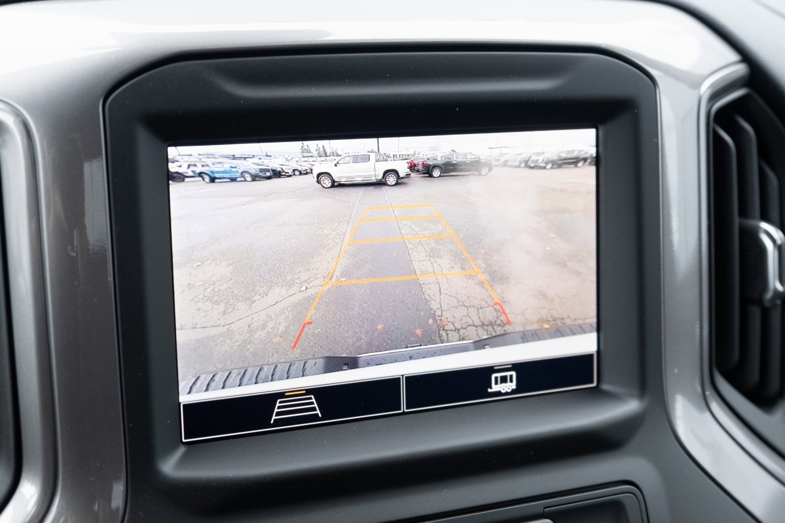 2026 Chevrolet Silverado 2500HD photo 4