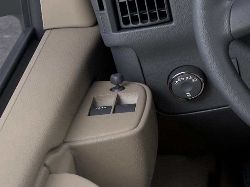 2025 Gmc Savana Cargo 2500 photo 21