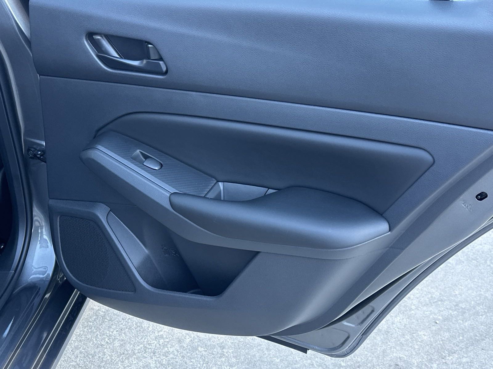 2025 Nissan Altima S photo 17