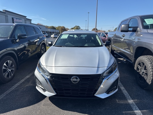 2024 Nissan Altima SV