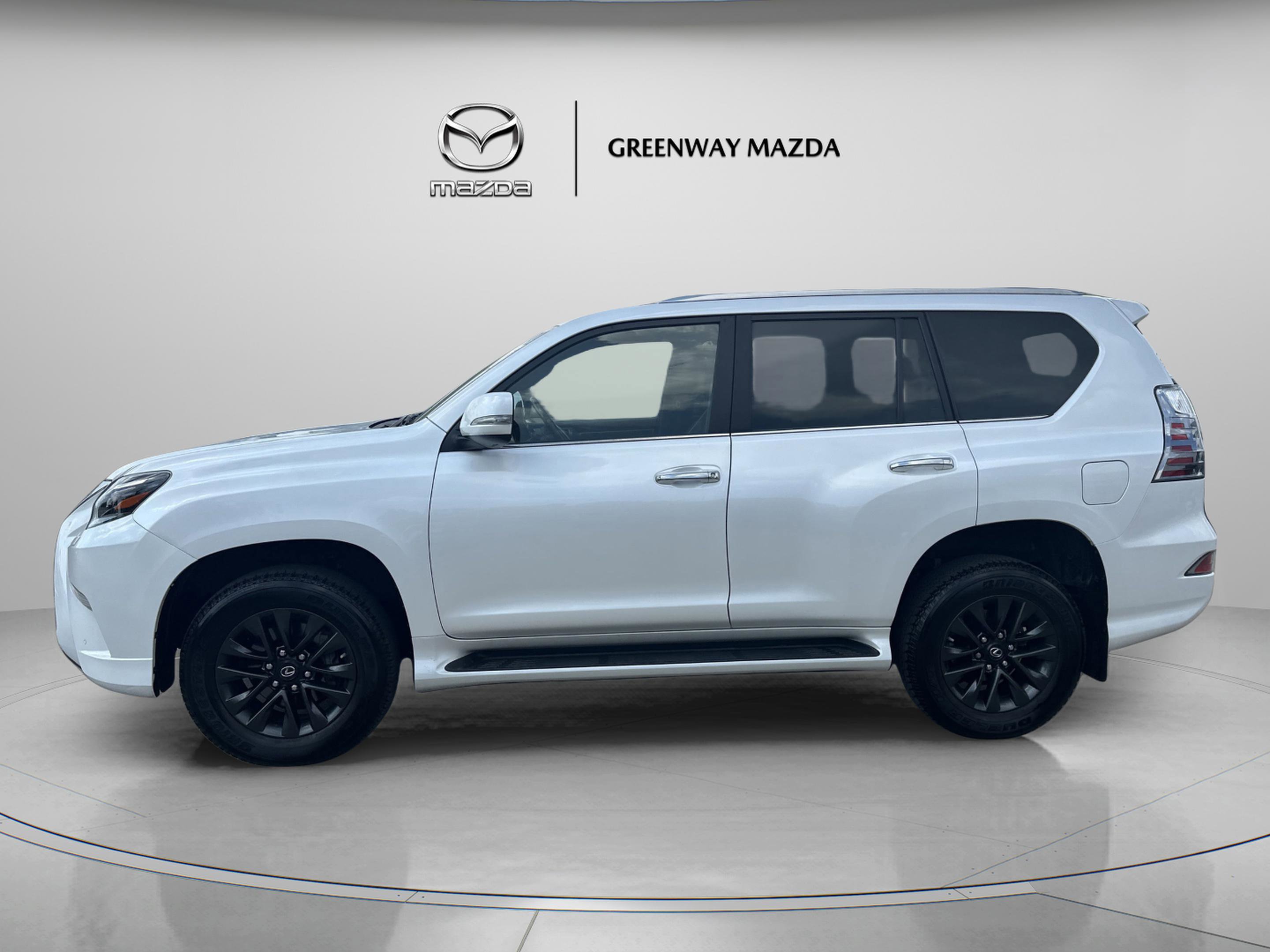 2023 Lexus GX 460 photo 3