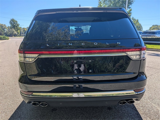 2023 Lincoln Aviator Standard photo 4