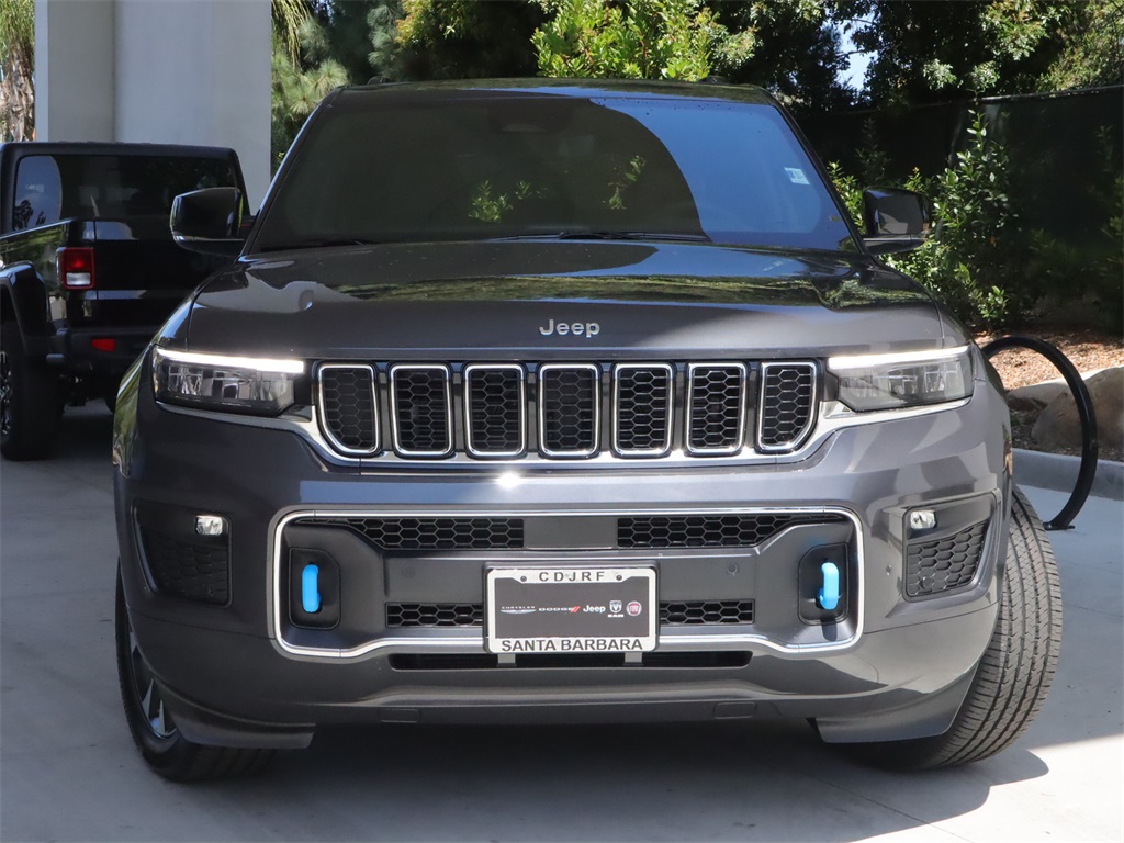 2023 Jeep Grand Cherokee Overland 4xe photo 3