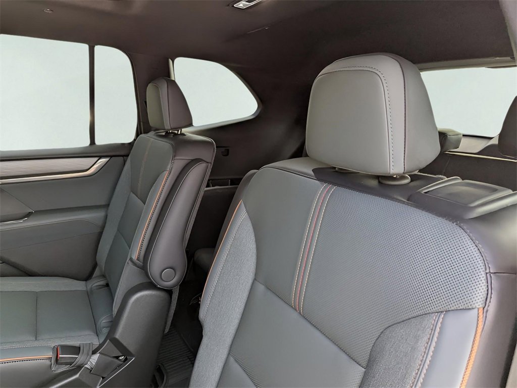 2026 Gmc Acadia AT4 photo 13