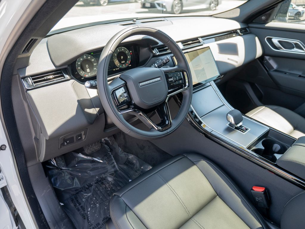 2026 Land Rover Range Rover Velar S photo 10