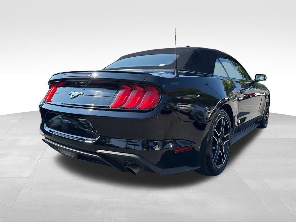 2021 Ford Mustang EcoBoost Premium photo 6