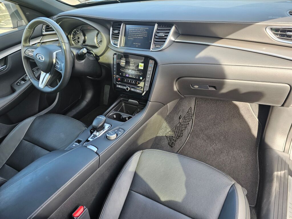 2023 Infiniti QX55 Luxe photo 13