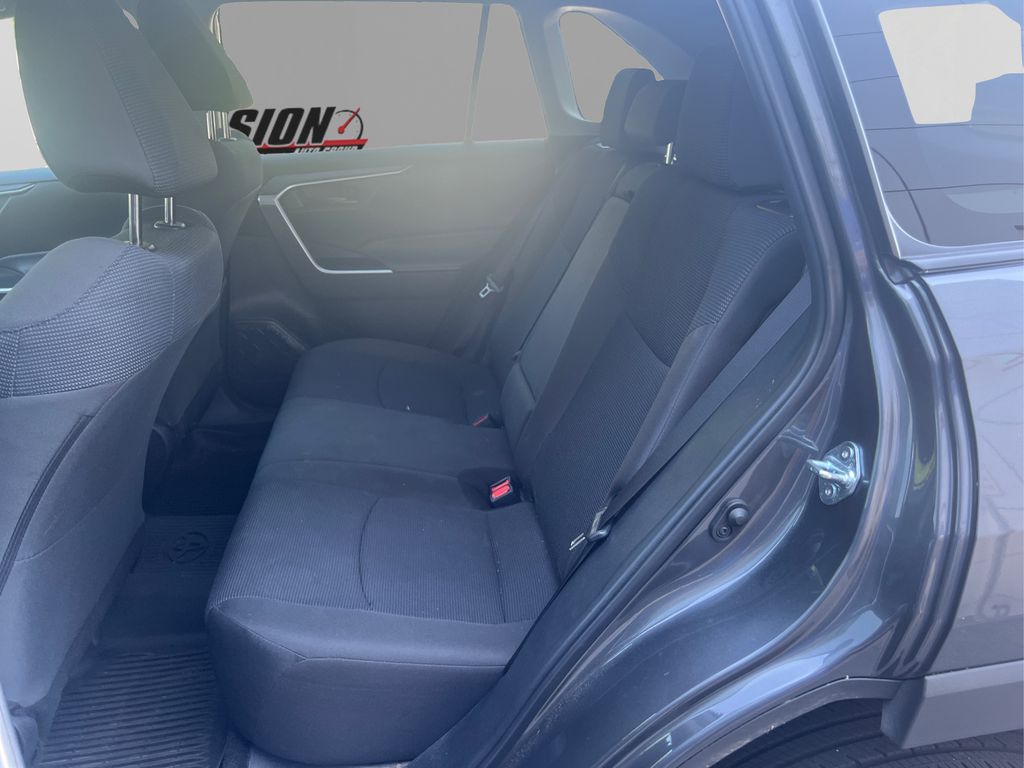 2024 Toyota RAV4 LE photo 10