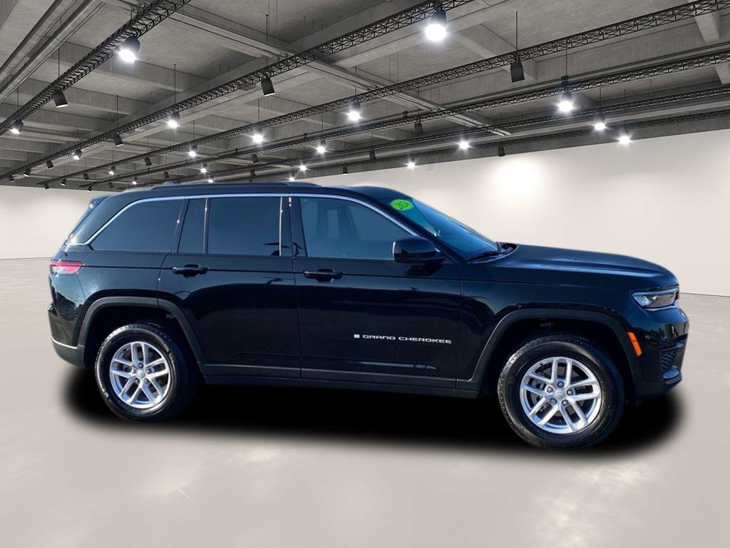 2024 Jeep Grand Cherokee Laredo X photo 8