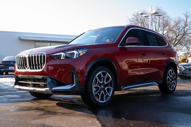 2026 BMW X1 28i's photo