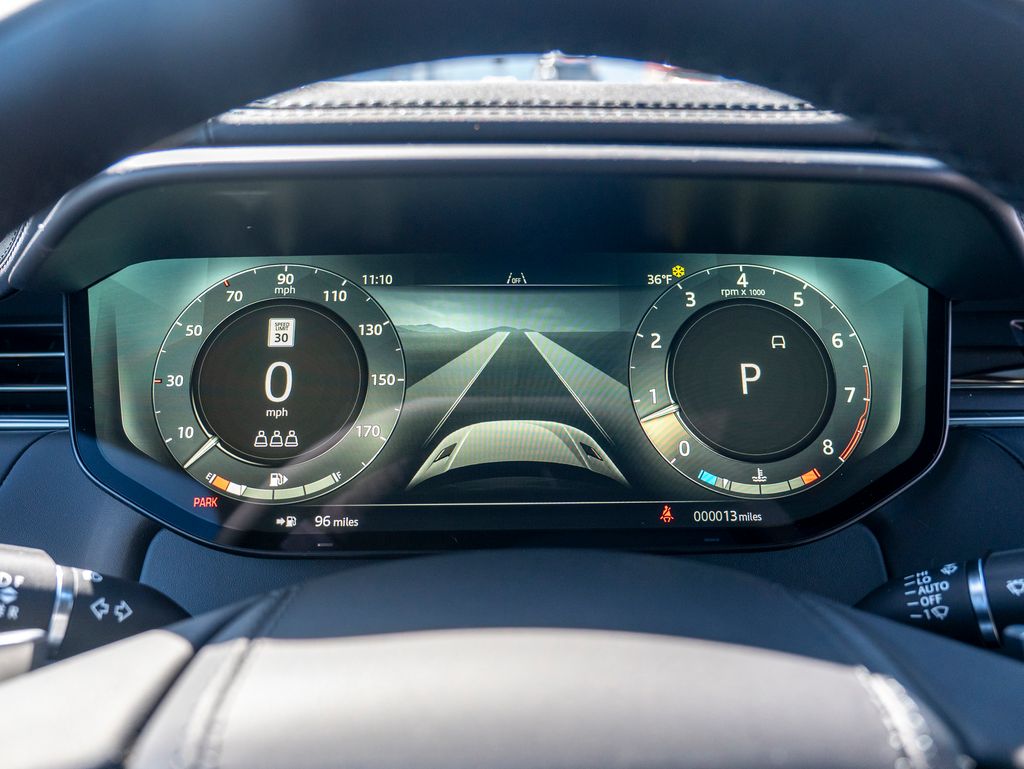 2025 Land Rover Range Rover Sport SE photo 12