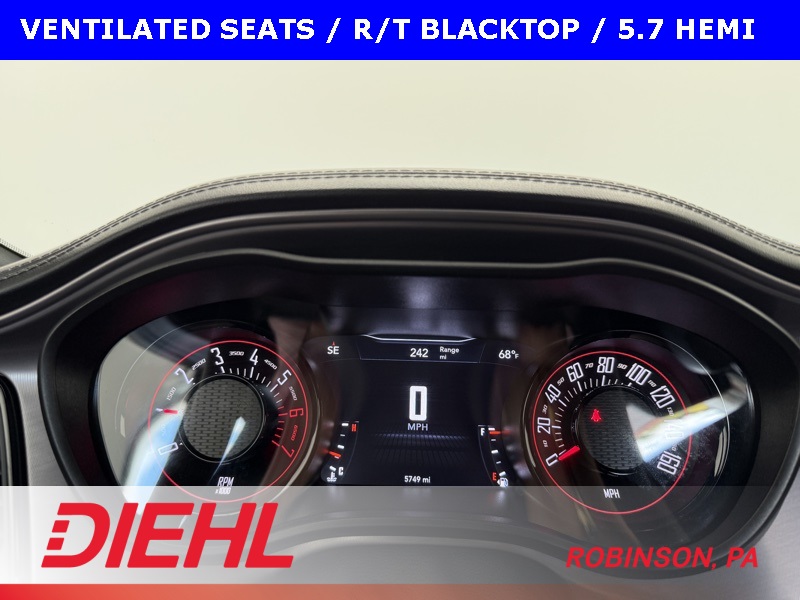 2023 Dodge Challenger R/T Plus photo 24