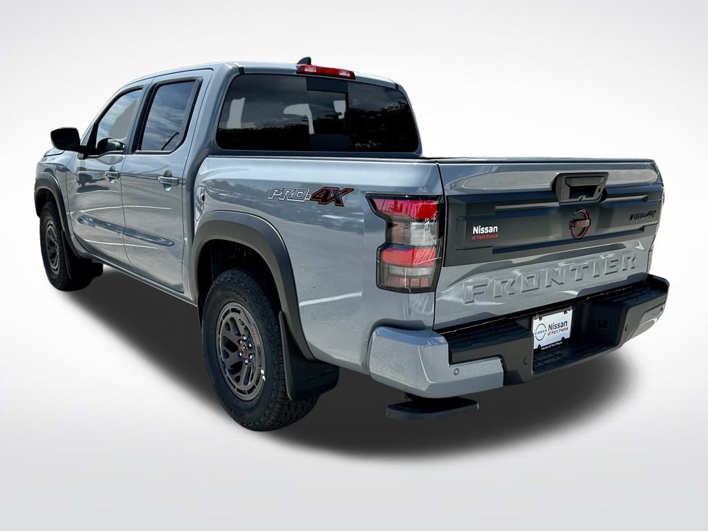 2025 Nissan Frontier PRO-4X photo 4