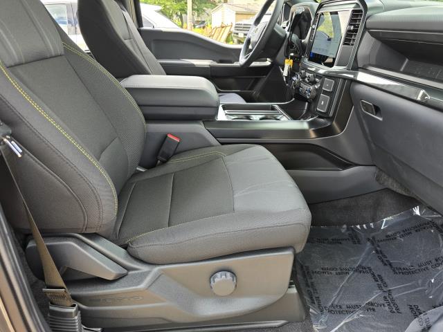 2025 Ford F-150 STX photo 10