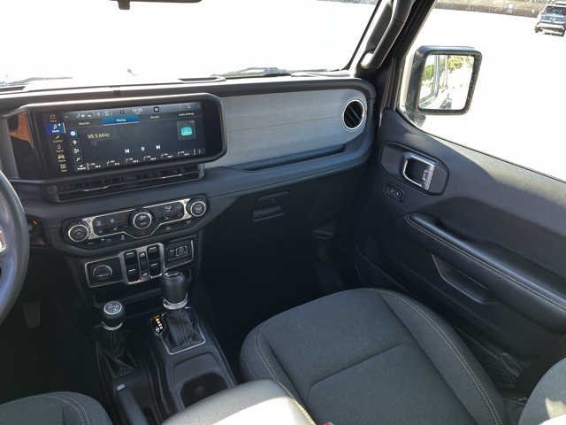 View 16