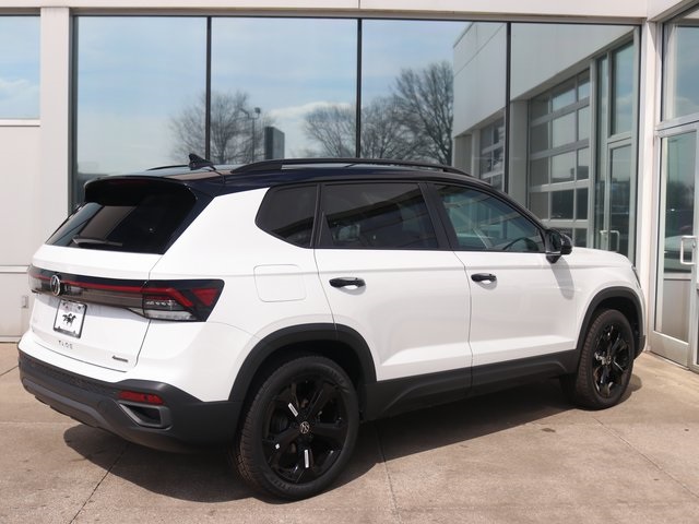 2025 Volkswagen Taos SE photo 29