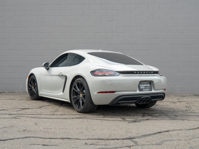 2024 Porsche Cayman Base photo 3