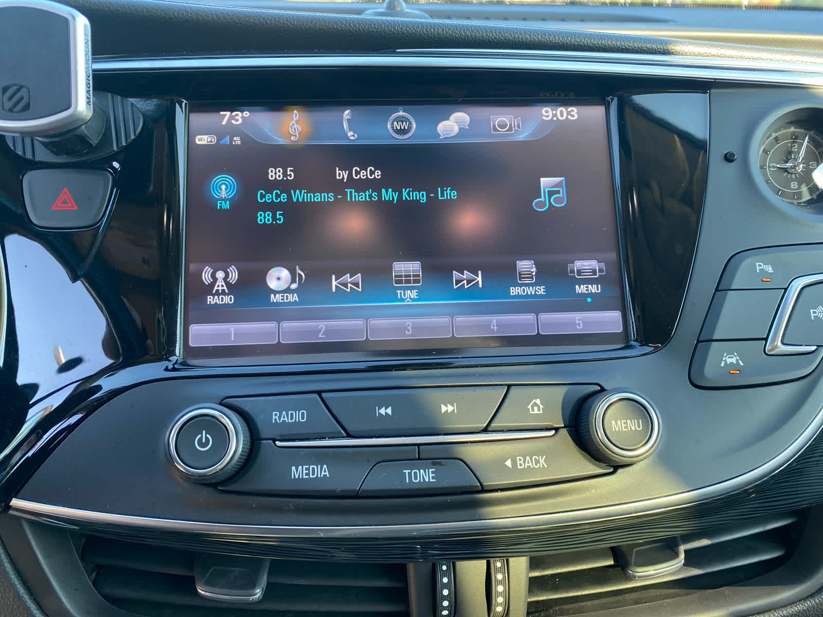2017 Buick Envision Premium II photo 21