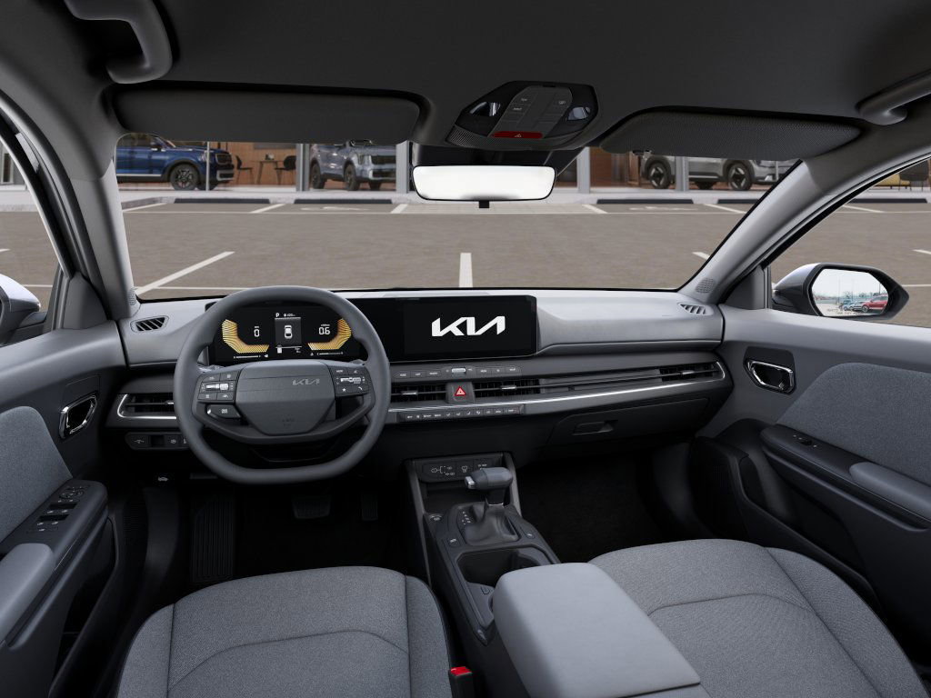 2025 Kia K4 LXS photo 13