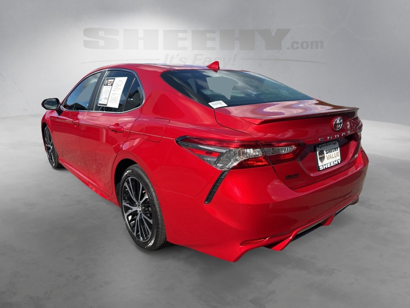 2019 Toyota Camry SE photo 14