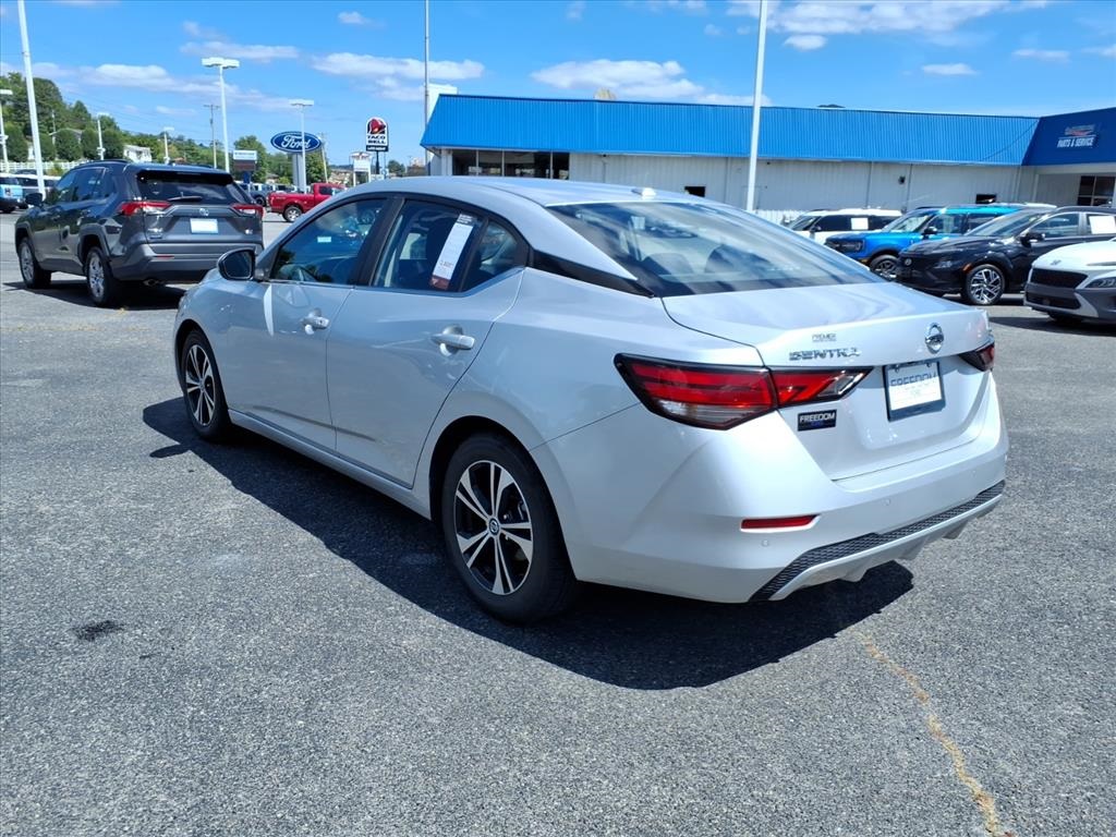 2022 Nissan Sentra SV photo 3