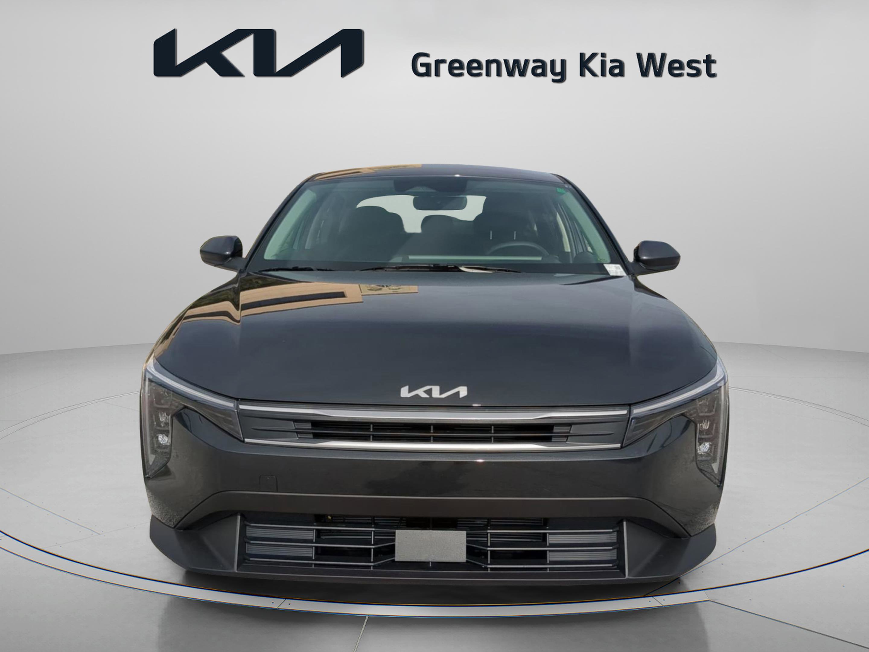 2025 Kia K4 LXS photo 2