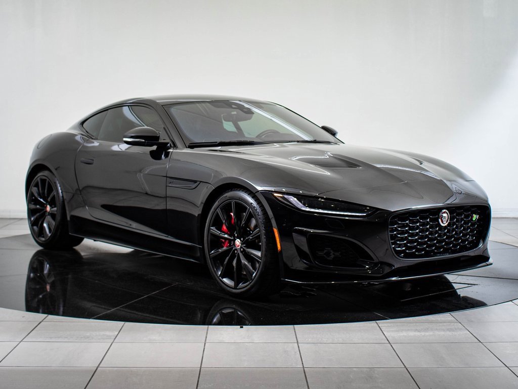 2023 Jaguar F-TYPE R photo 4