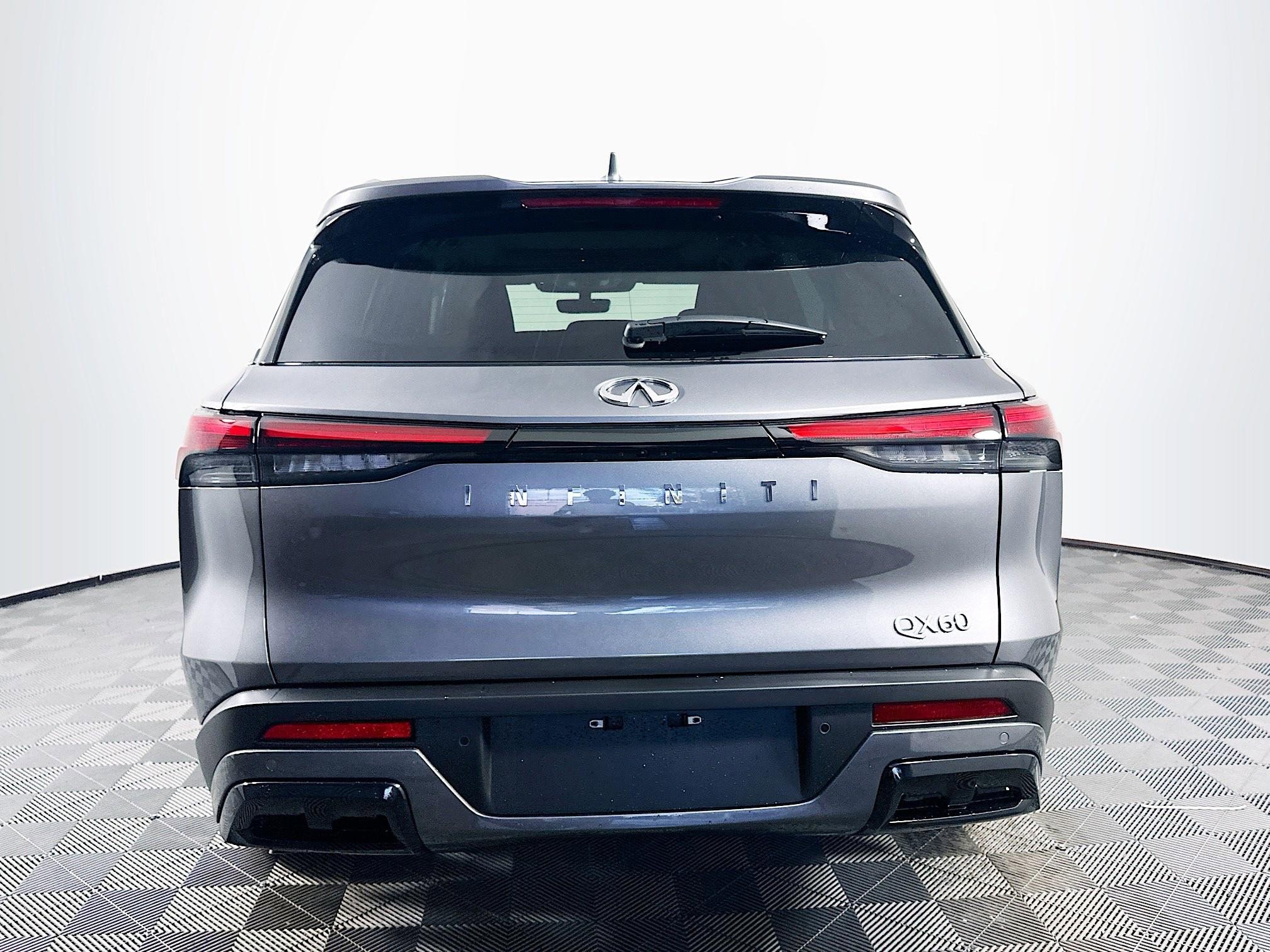 2025 Infiniti QX60 Luxe photo 5