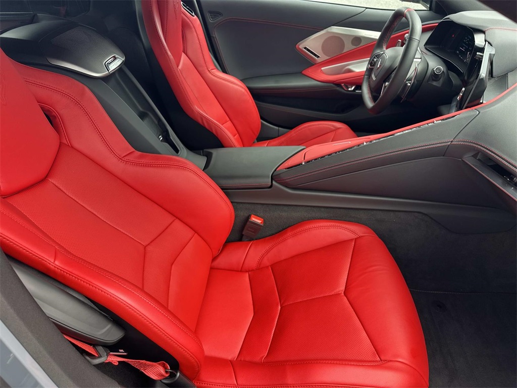 2024 Chevrolet Corvette Stingray 2LT Z51 photo 13