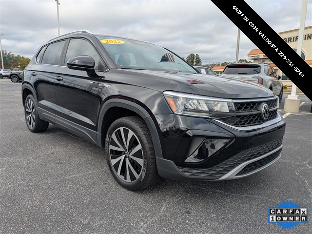 2022 Volkswagen Taos SE's photo