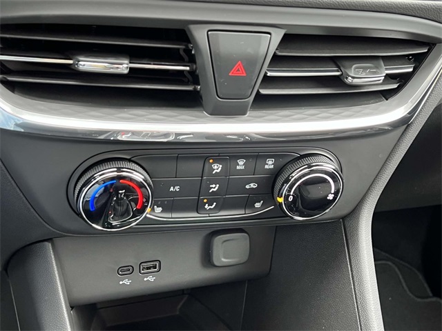 2025 Buick Encore GX Preferred photo 19