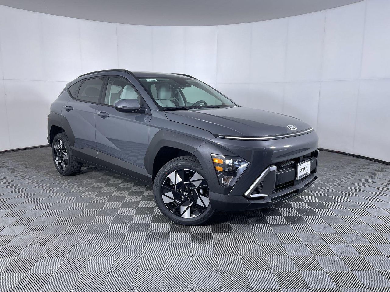 2025 Hyundai Kona SEL photo 3