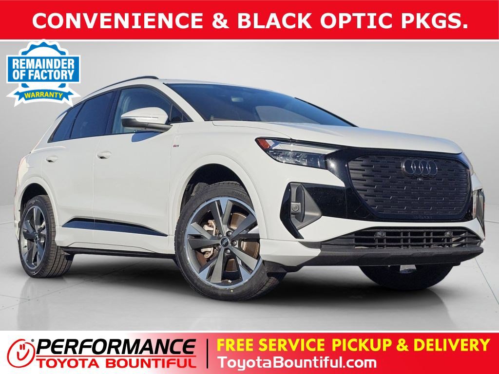 2023 Audi Q4 e-tron Premium's photo