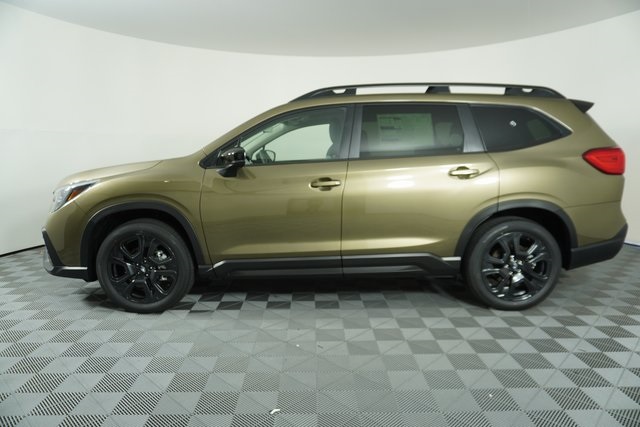 2025 Subaru Ascent Onyx Edition Touring photo 2