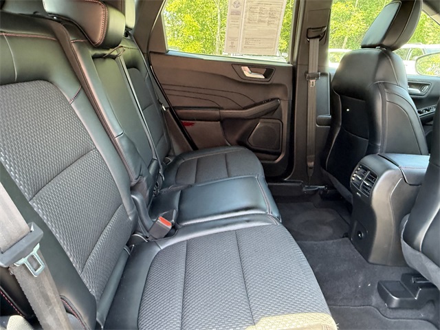 2024 Ford Escape ST-Line photo 17