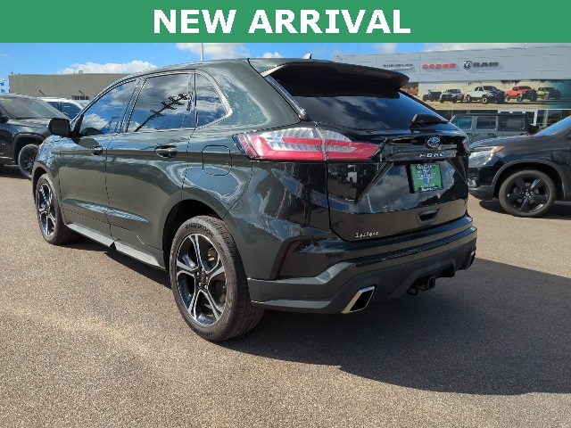 2023 Ford Edge ST photo 3