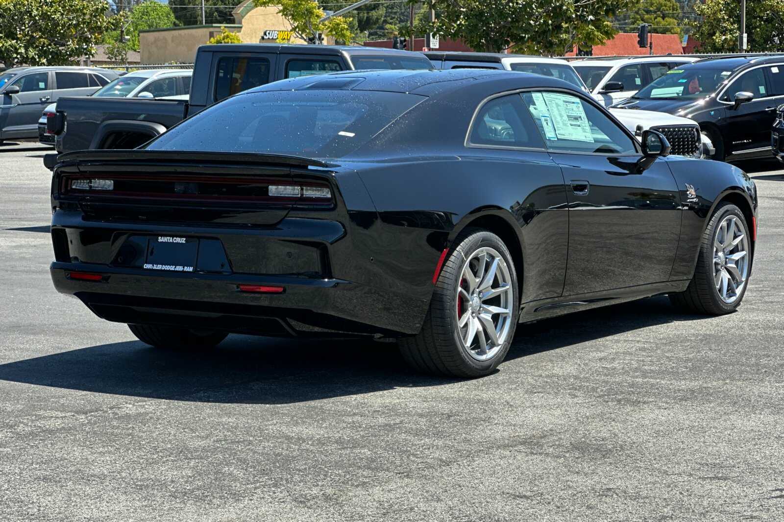 2025 Dodge Charger Daytona Scat Pack AWD photo 4