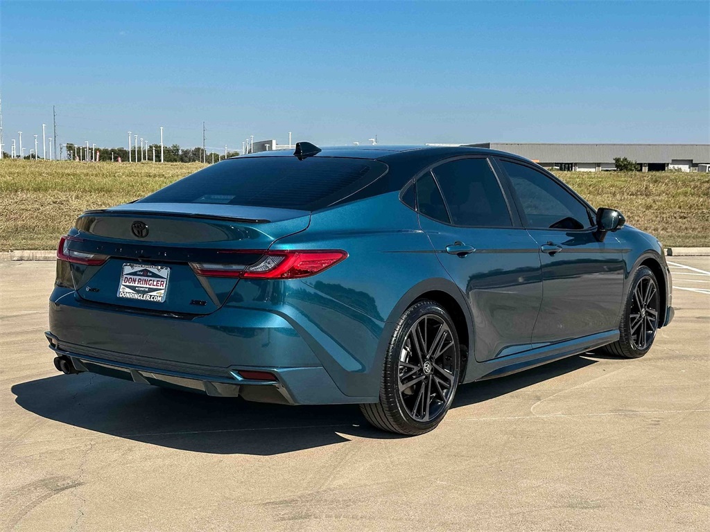 2025 Toyota Camry XSE photo 3