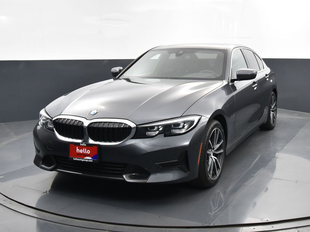 2021 Bmw 330e 3-Series photo 2