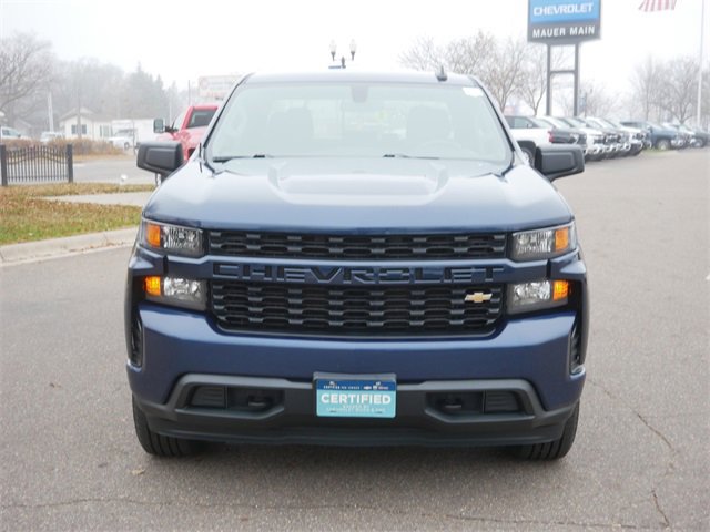 Used 2020 Chevrolet Silverado 1500 Custom with VIN 1GCPYBEH8LZ344676 for sale in Anoka, Minnesota