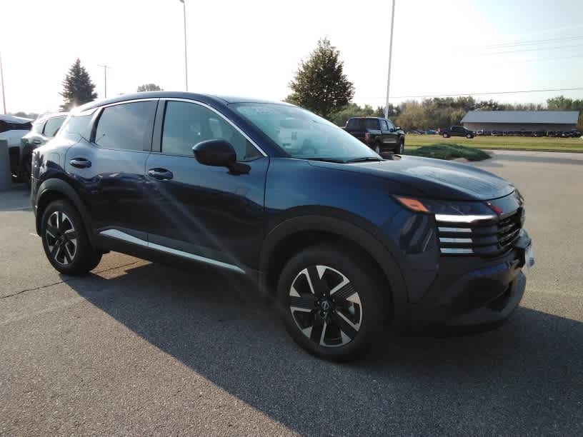 2025 Nissan Kicks SV AWD's photo