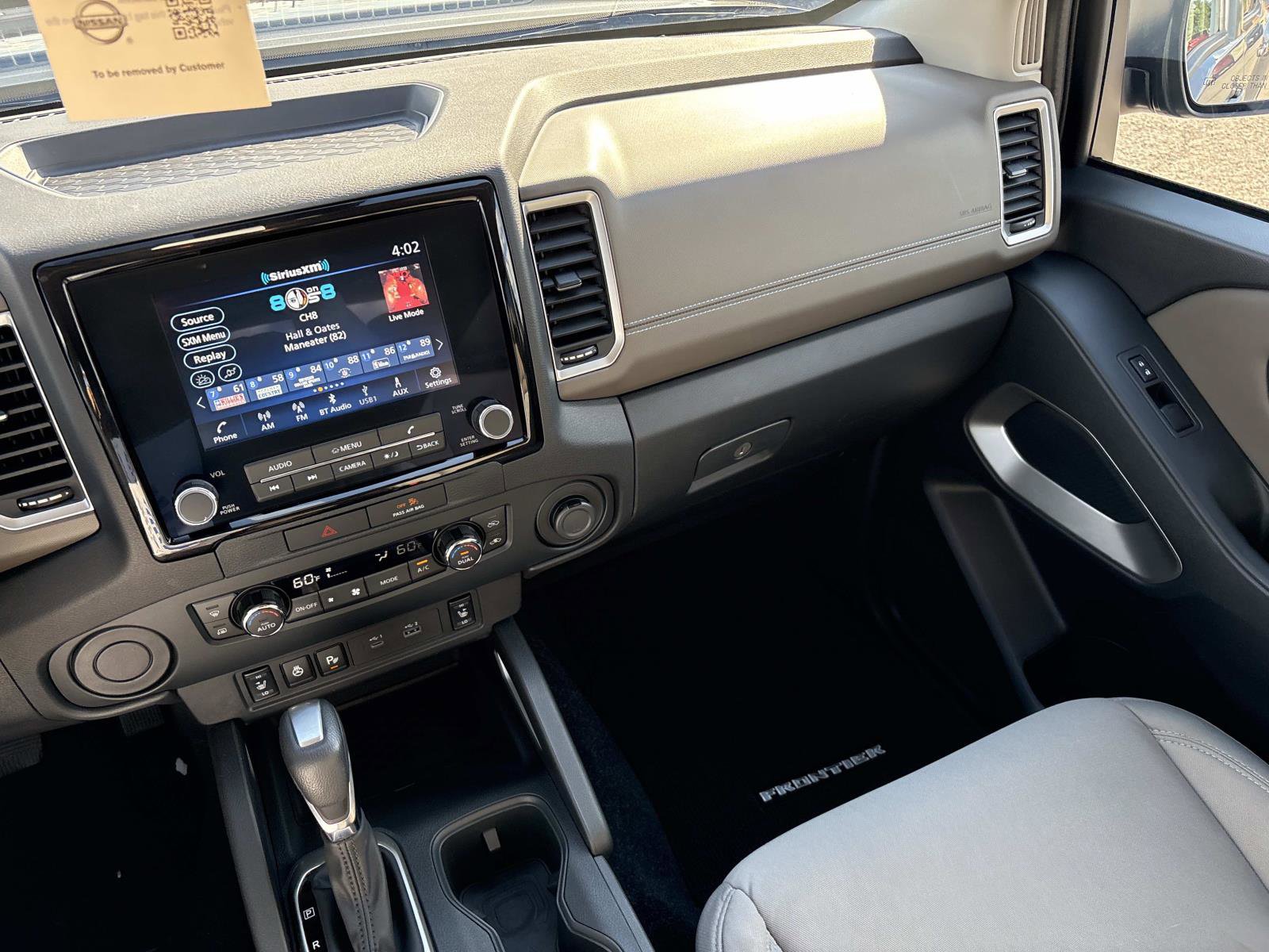 2023 Nissan Frontier SV photo 14