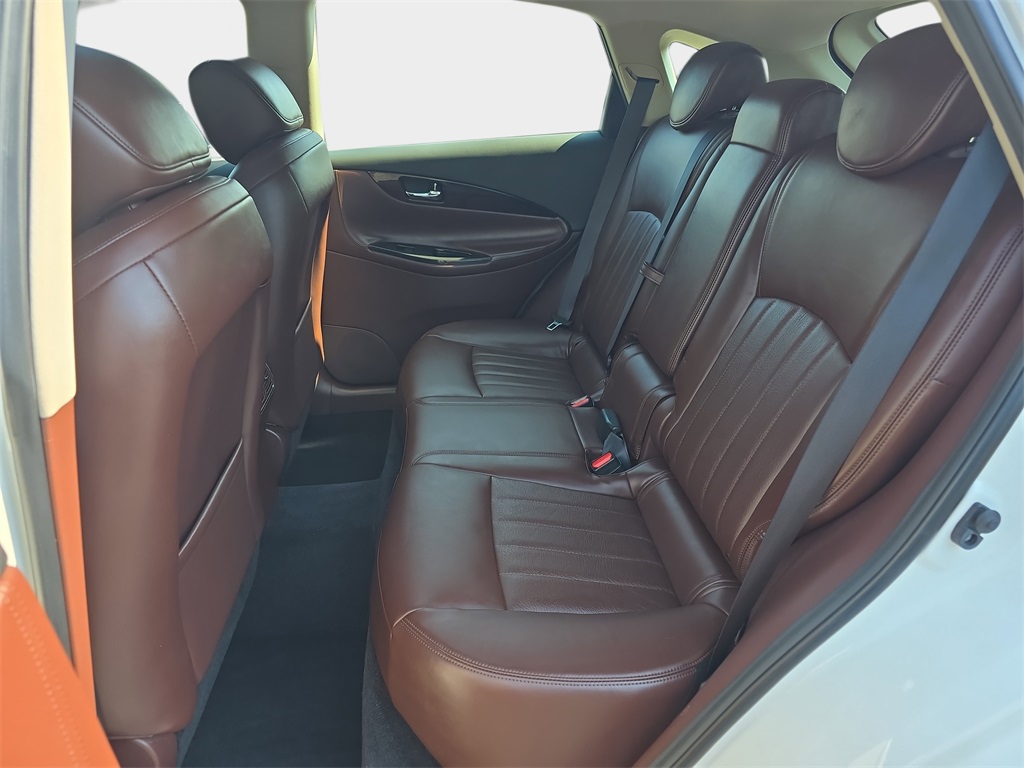 2016 Infiniti QX50 Base photo 13